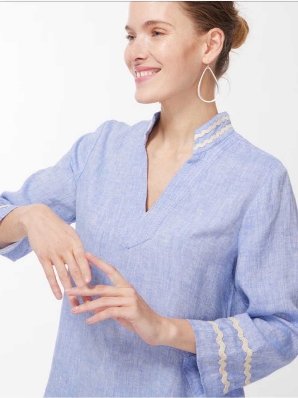 Chico's blue linen tunic top with 3/4 sleeves/gold metallic Rick rack trim. Sz L